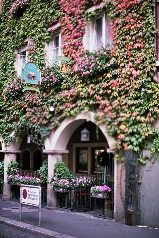 Hotel Till Eulenspiegel - Nichtrauchhotel - Garni Würzburg Exterior foto